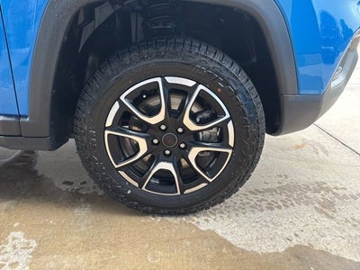 2025 Jeep Compass Trailhawk