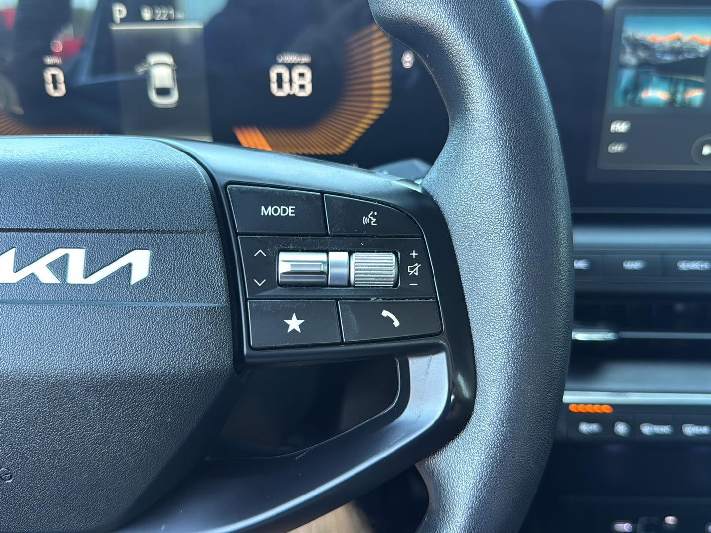 2025 Kia K4 LX
