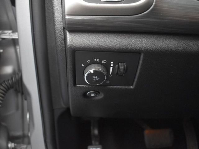 2020 Jeep Grand Cherokee Laredo E