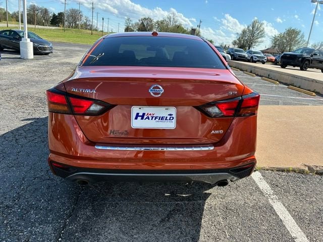 2022 Nissan Altima 2.5 SR