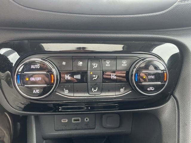 2022 Buick Encore GX Select