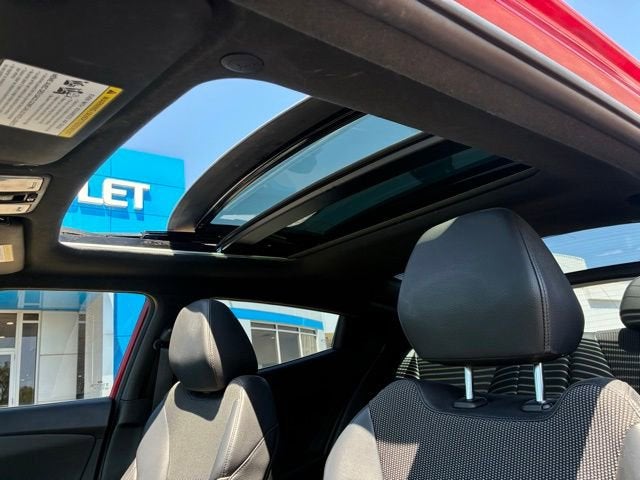 2016 Hyundai Veloster 3dr Cpe Auto