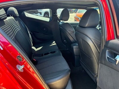 2016 Hyundai Veloster 3dr Cpe Auto