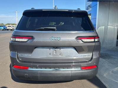 2022 Jeep Grand Cherokee L Laredo 4x4