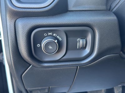 2022 RAM 2500 Tradesman Crew Cab 4x4 6'4" Box