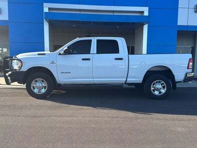 2022 RAM 2500 Tradesman Crew Cab 4x4 6'4" Box