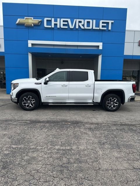 2025 GMC Sierra 1500 SLT