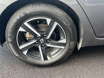 2024 Nissan Sentra SV Xtronic CVT