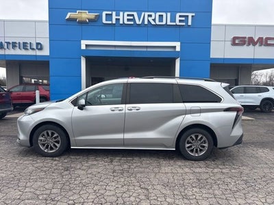 2023 Toyota Sienna XLE