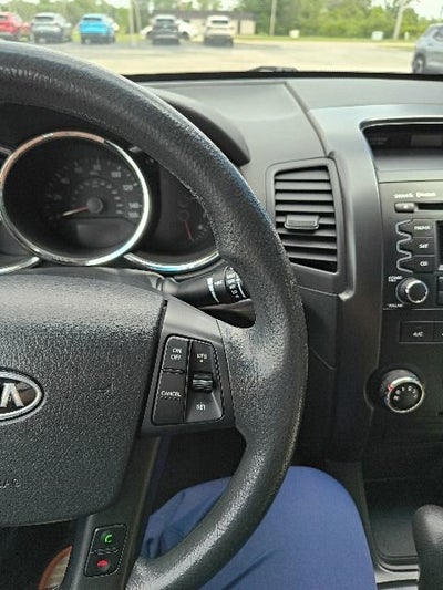 2011 Kia Sorento LX
