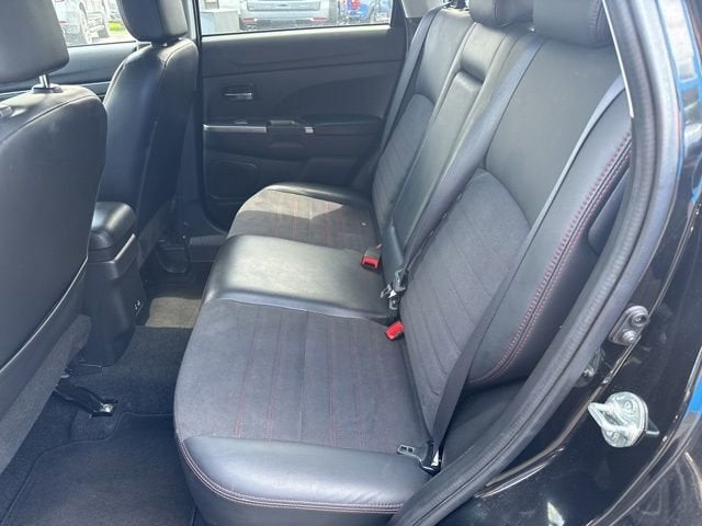 2023 Mitsubishi Outlander Sport ES