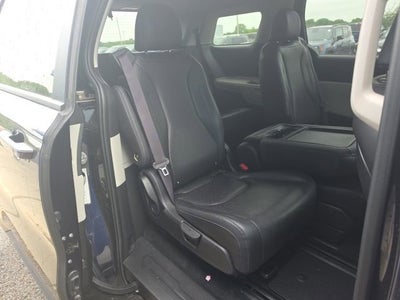 2024 Kia Carnival MPV LX Seat Package