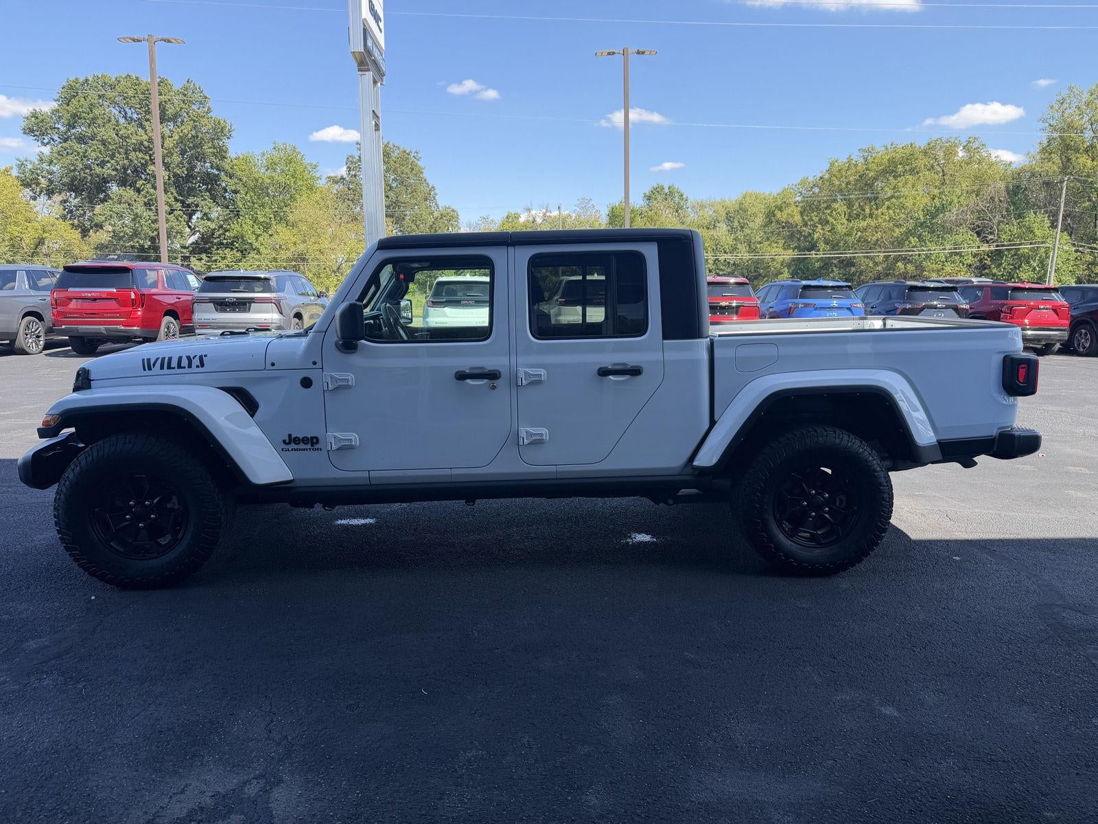 2021 Jeep Gladiator Willys
