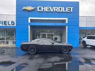 2016 Dodge Challenger SXT Plus