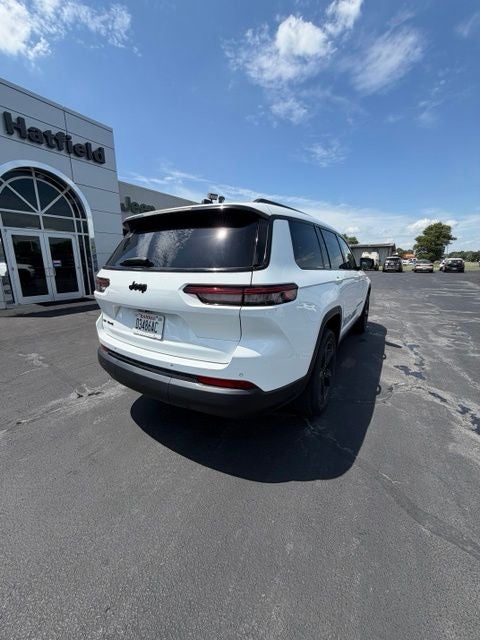 2023 Jeep Grand Cherokee L Altitude 4x4