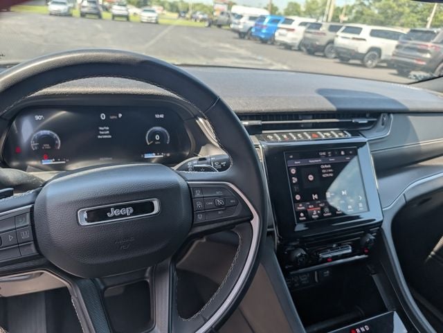 2024 Jeep Grand Cherokee L Laredo 4x4