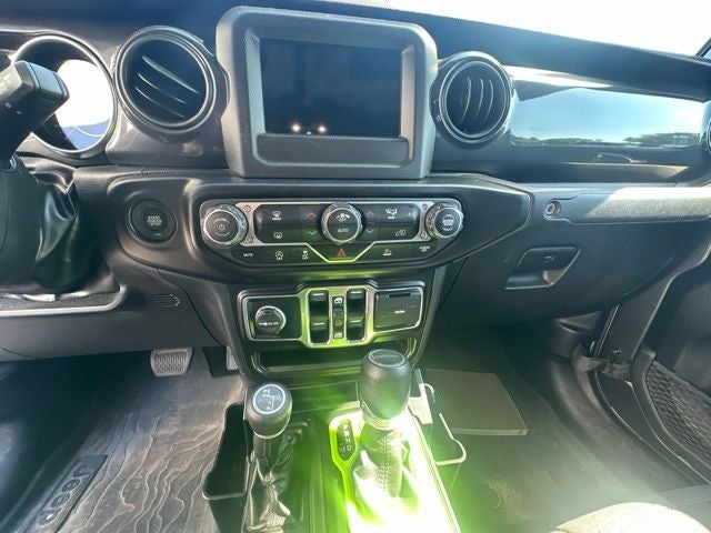 2022 Jeep Gladiator Altitude 4x4