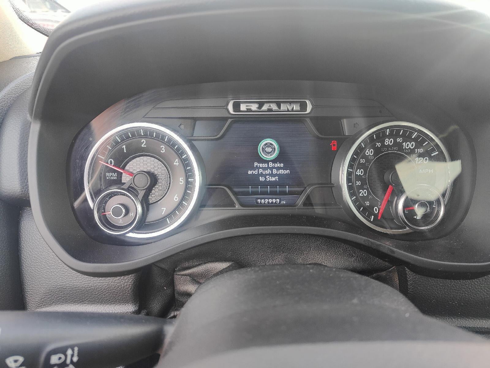 2019 RAM 1500 Big Horn/Lone Star Crew Cab 4x4 5'7' Box