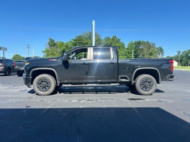 2023 Chevrolet Silverado 2500HD 4WD Crew Cab Standard Bed LT