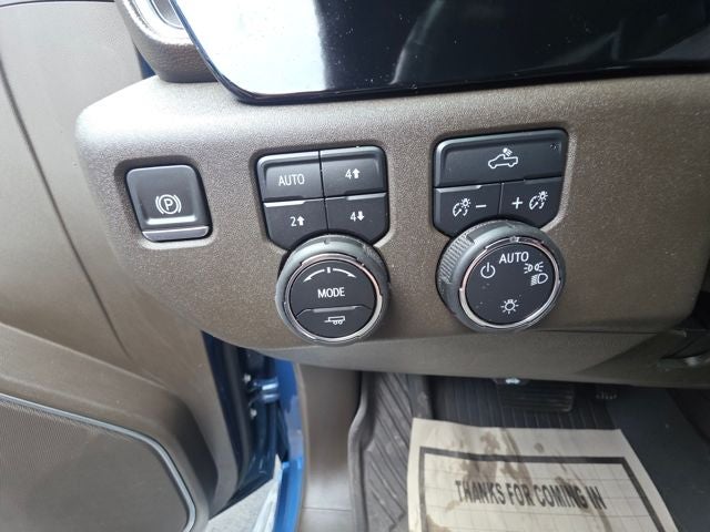 2024 Chevrolet Silverado 1500 4WD Crew Cab Short Bed LT