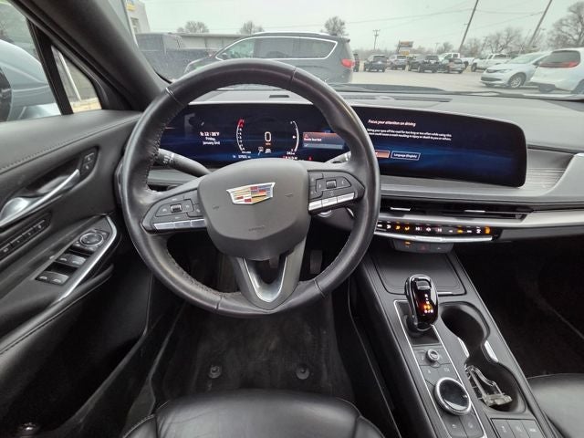 2024 Cadillac XT4 AWD Premium Luxury