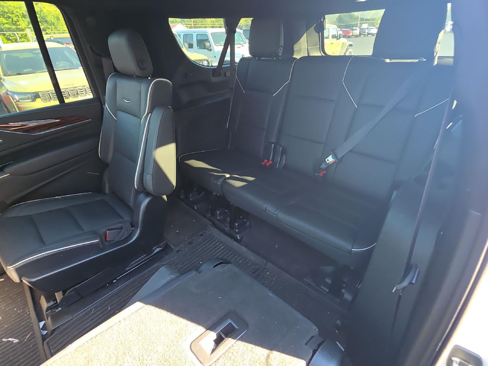 2023 Cadillac Escalade ESV 4WD Premium Luxury
