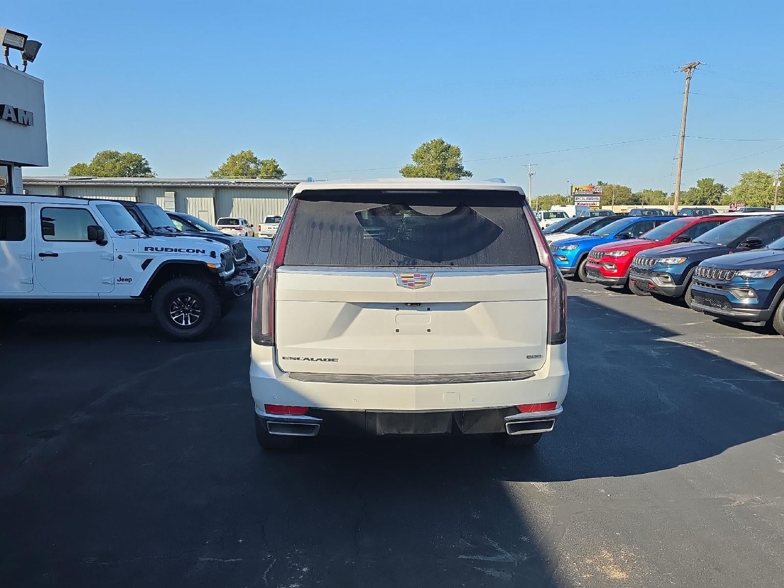 2023 Cadillac Escalade ESV 4WD Premium Luxury