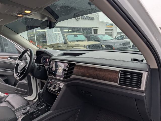 2020 Volkswagen Atlas 3.6L V6 SEL Premium