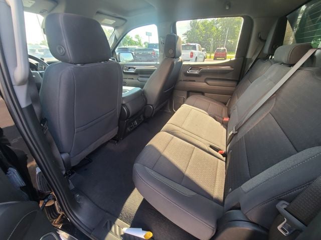 2023 Chevrolet Silverado 1500 4WD Crew Cab Standard Bed LT