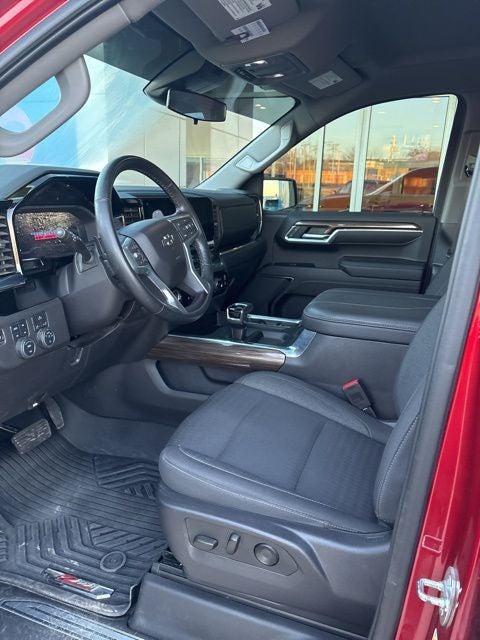 2023 Chevrolet Silverado 1500 4WD Crew Cab Short Bed LT Trail Boss