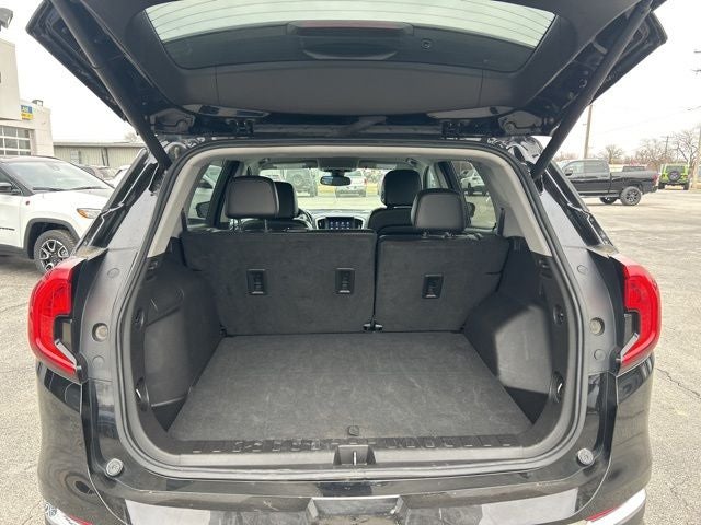 2024 GMC Terrain AWD SLT