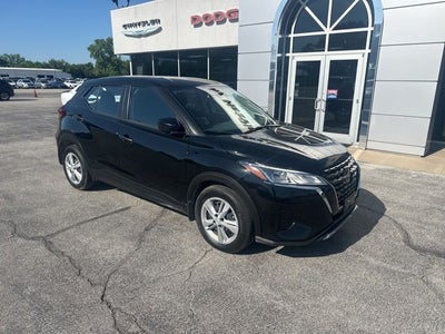2024 Nissan Kicks S Xtronic CVT