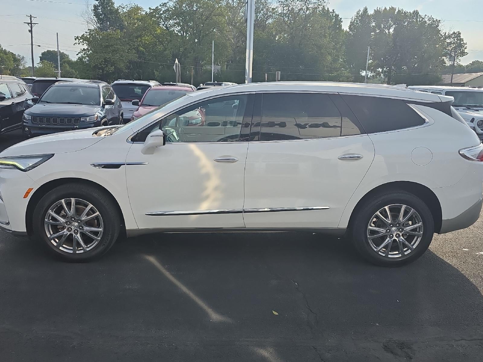 2022 Buick Enclave FWD Premium