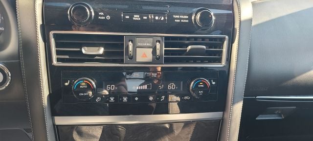 2024 INFINITI QX80 LUXE AWD