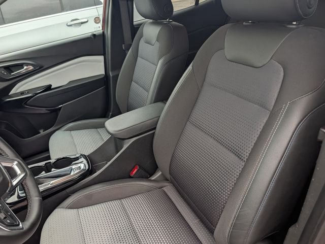 2025 Chevrolet Trax FWD LT