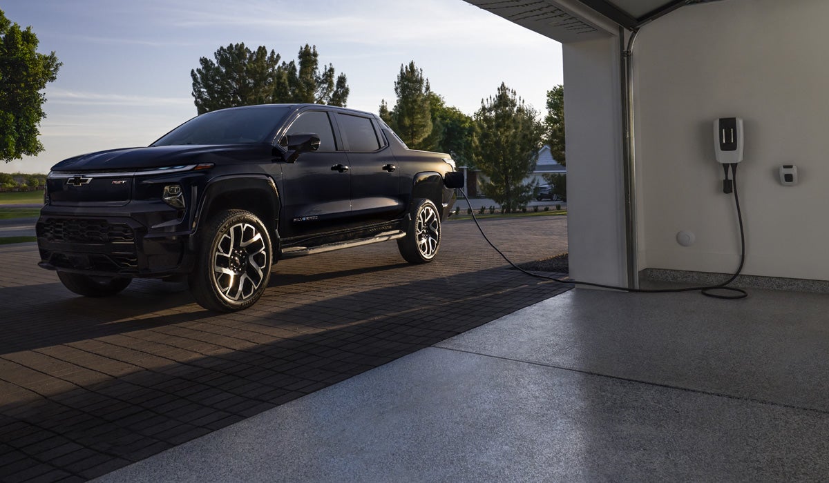 Jay Hatfield GMC in Chanute KS